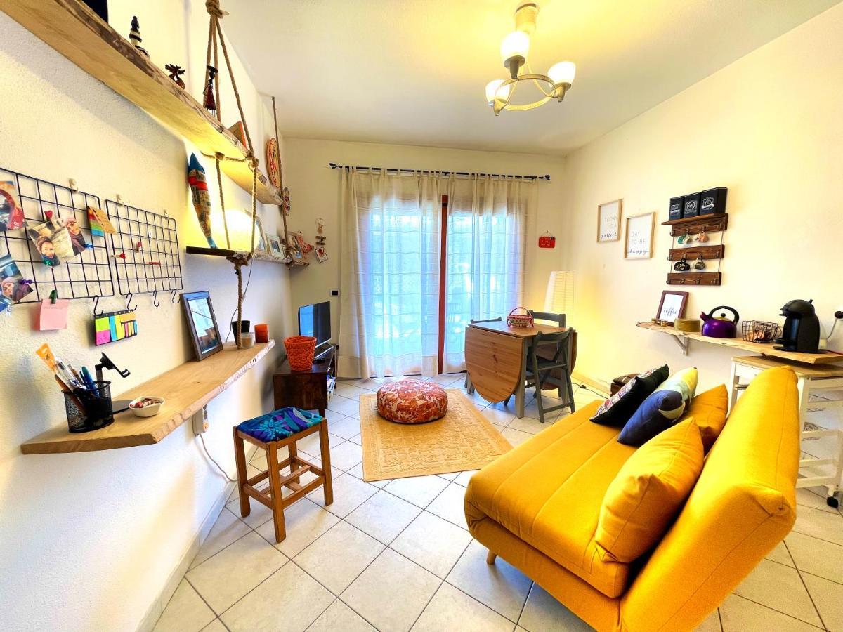 Ferienwohnung Casa Quasimodo, Con Patio E Giardino Privato Olbia Exterior foto