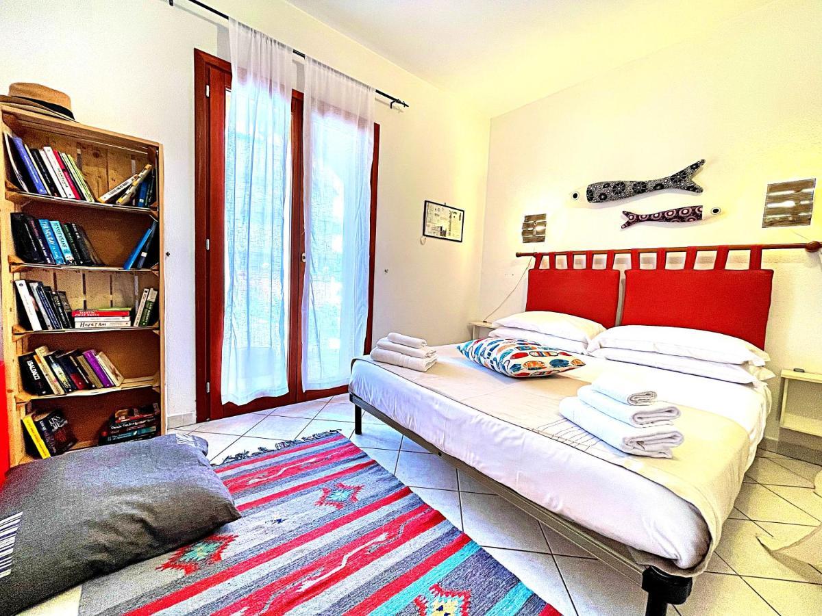 Ferienwohnung Casa Quasimodo, Con Patio E Giardino Privato Olbia Exterior foto